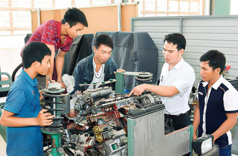 de-xuat-huong-dan-ho-tro-dao-tao-nghe-cho-lao-dong-nong-thon-lao-dong-la-thanh-nien