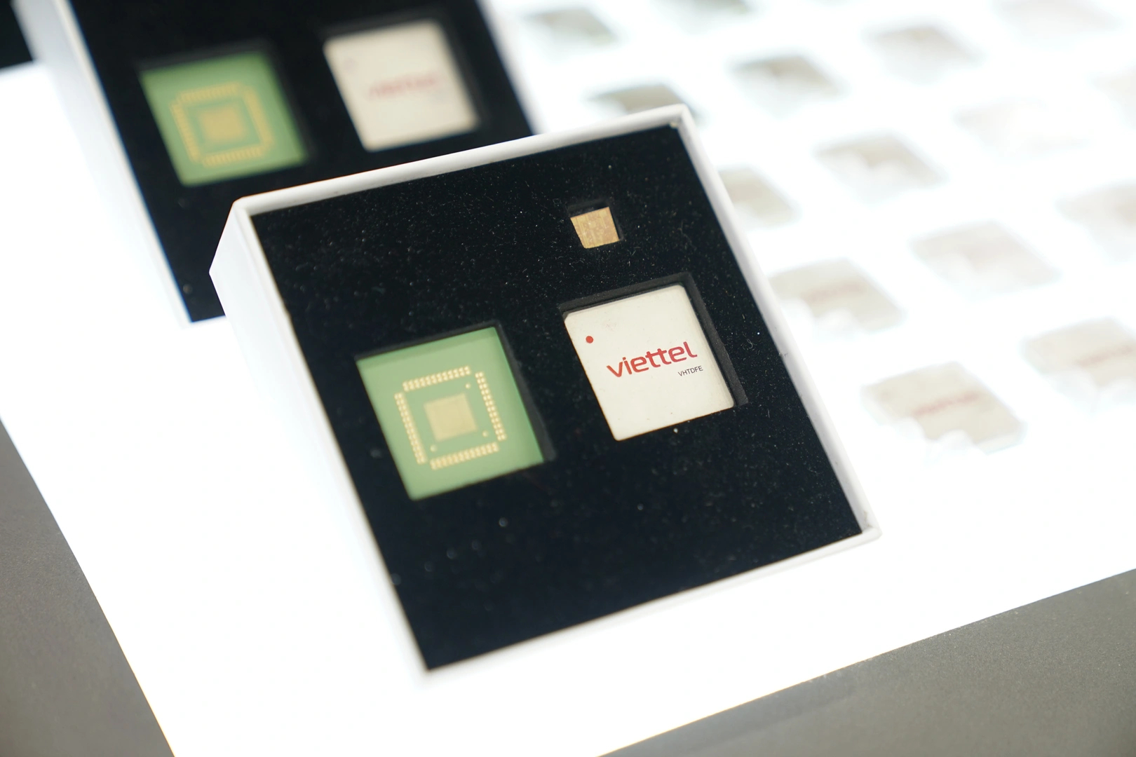 cong-nghiep-ban-dan-chuyen-bay-gio-moi-ke