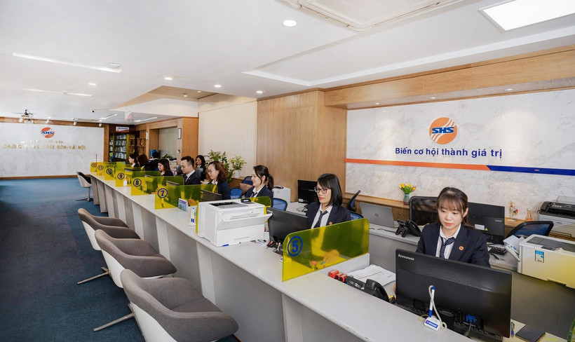 tai-cau-truc-nha-dau-tu-va-phat-trien-nganh-quy-chung-khoan-den-nam-2030