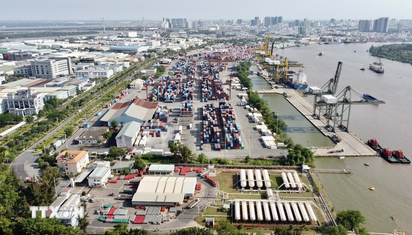 Hoàn thiện chính sách và hạ tầng đón “đại bàng”