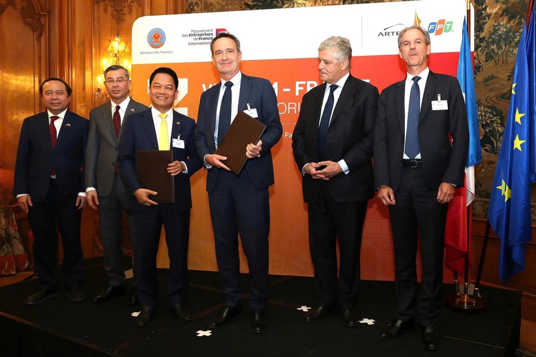 tt-group-cung-nguoi-khong-lo-totalenergies-phat-trien-du-an-dien-khi-lng-ty-do-tai-viet-nam