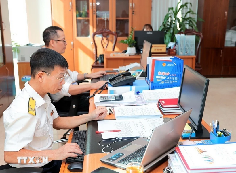 thay-doi-ma-so-thue-sang-so-dinh-danh-ca-nhan-don-gian-hoa-thu-tuc-thue-tu-goc