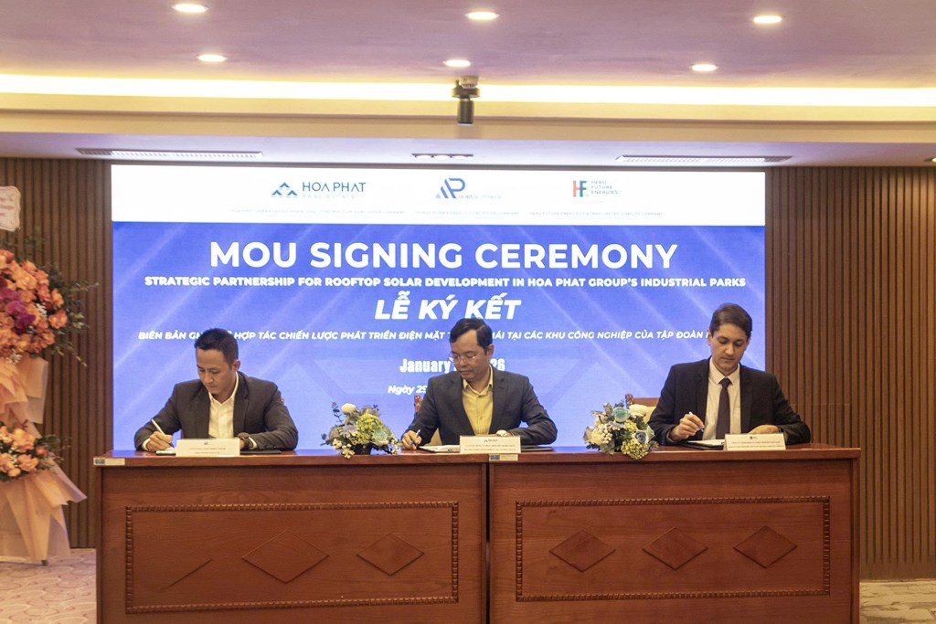 hoa-phat-bat-tay-cac-tap-doan-lon-phat-trien-he-thong-dien-mat-troi-ap-mai