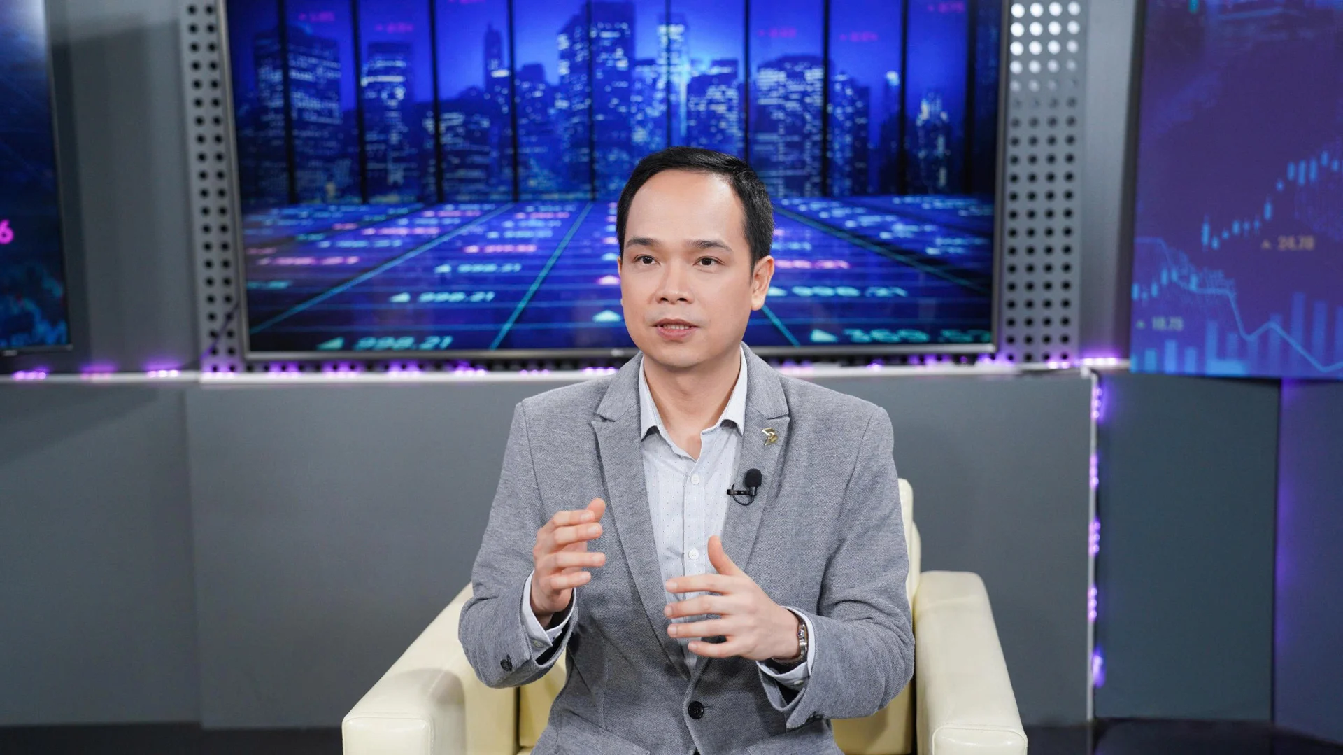 nha-dau-tu-nen-hanh-dong-nhu-nao-trong-giai-doan-hien-nay