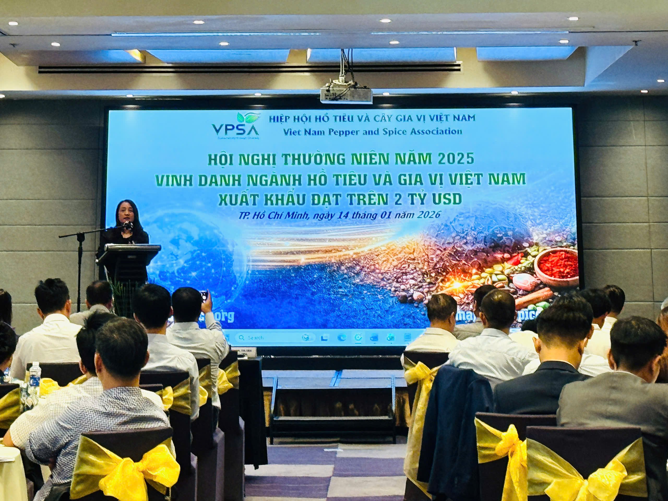 xuat-khau-ho-tieu-on-dinh-nguon-cung-nang-chuan-de-giu-thi-phan