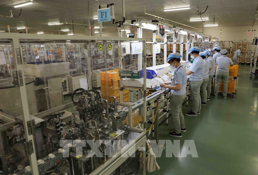 binh-duong-but-toc-xuat-khau-6-thang-tang-gan-14