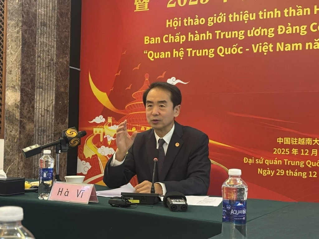 ba-cum-tu-khai-quat-quan-he-viet-nam-trung-quoc-nam-2025
