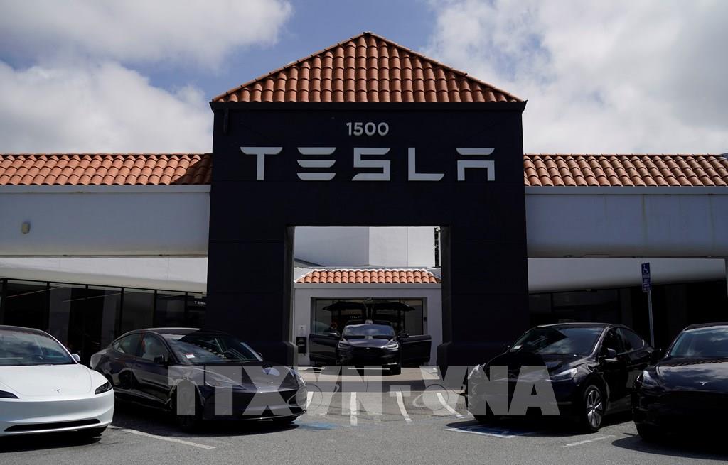 “'Sóng” hậu bầu cử Mỹ đẩy khối tài sản của tỷ phú Elon Musk lên đỉnh cao mới