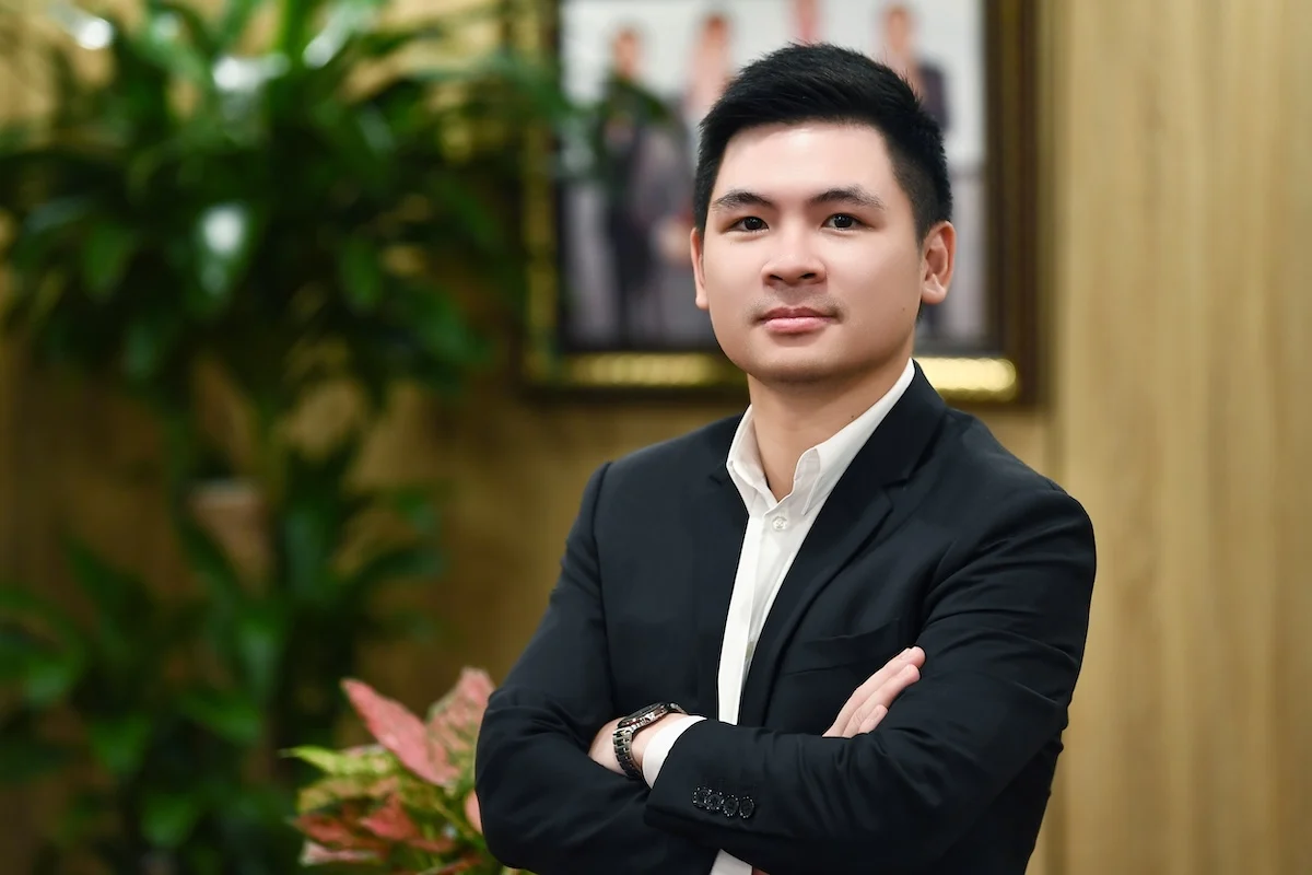 ong-do-vinh-quang-dai-dien-tu-nhan-the-he-moi-tai-nghi-truong-thu-do