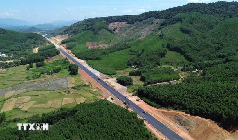 bo-xay-dung-tra-loi-13-doanh-nghiep-ve-du-an-duong-sat-toc-do-cao-bac-nam