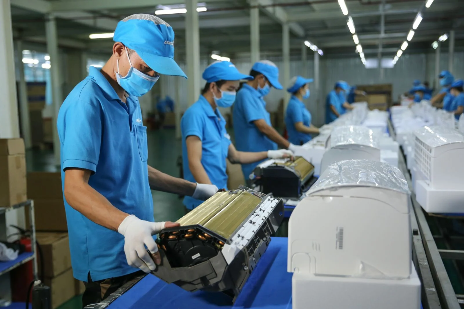pmi-thang-5-tang-len-528-diem-cao-nhat-trong-3-thang