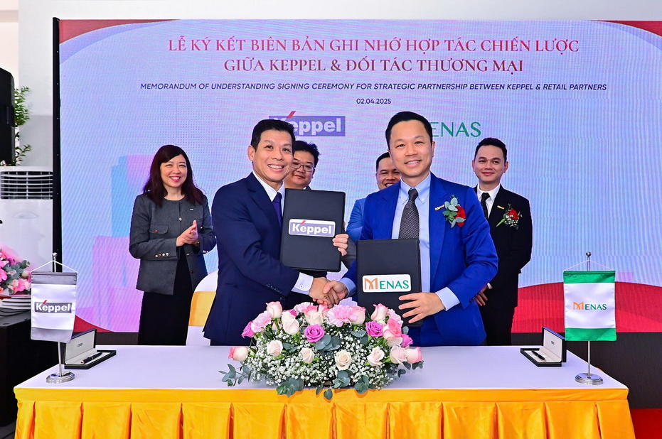 Anh_ky_ket_Mr_Nguyen_Duc_Quynh_va_Mr_Lee_Leong_Seng.jpg