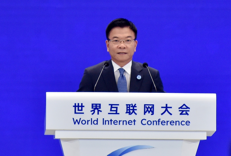 pho-thu-tuong-le-thanh-long-tang-cuong-hop-tac-quoc-te-nham-kien-tao-mot-khong-gian-mang-an-toan-lanh-manh-va-ben-vung