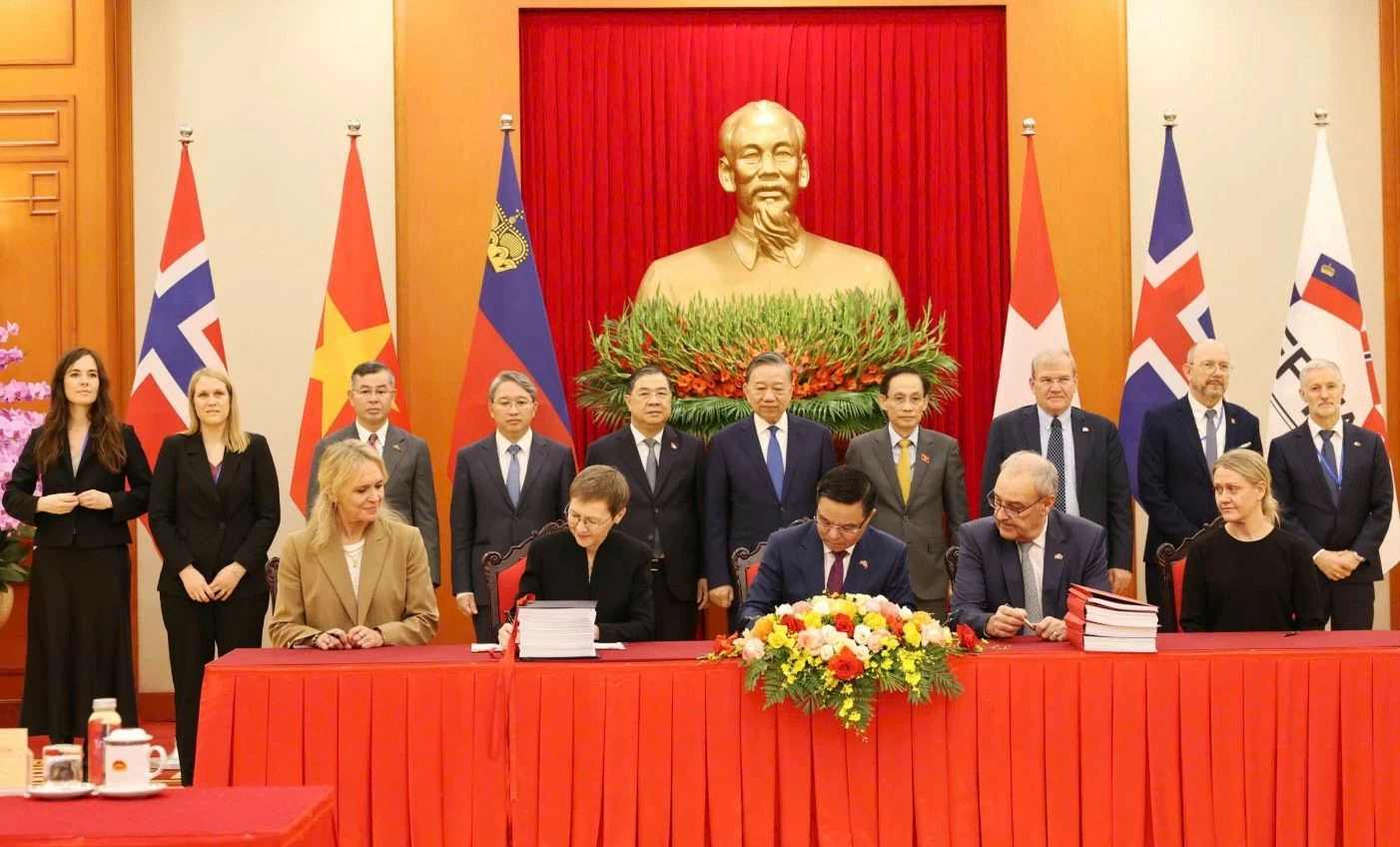 viet-nam-efta-chinh-thuc-ky-hiep-dinh-thuong-mai-tu-do