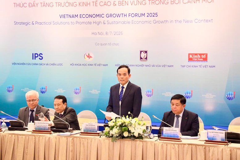 thach-thuc-tang-truong-cao-can-the-che-doi-moi-va-dong-thuan-hanh-dong