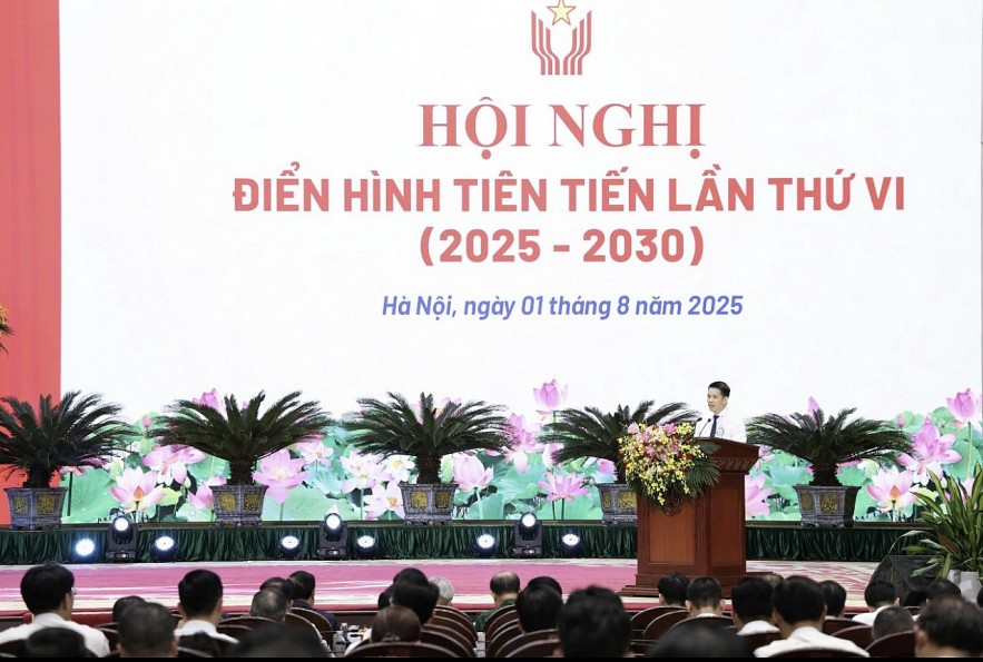 pv-gas-nhan-vinh-danh-dien-hinh-tien-tien-cua-tap-doan-cong-nghiep-nang-luong-quoc-gia-viet-nam