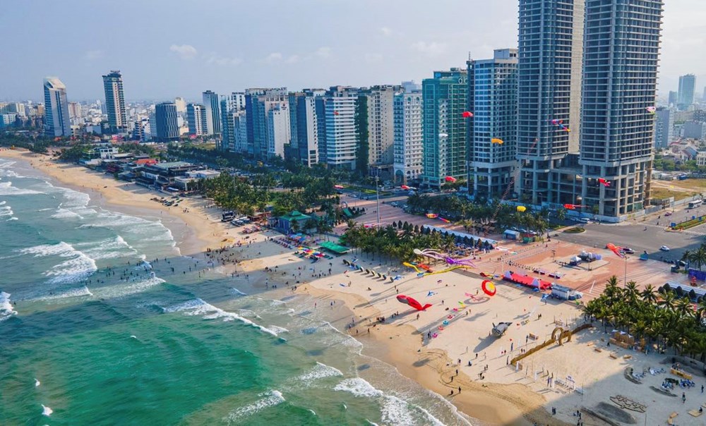 Đà Nẵng “đánh thức” mùa du lịch biển 2026 với loạt trải nghiệm sôi động