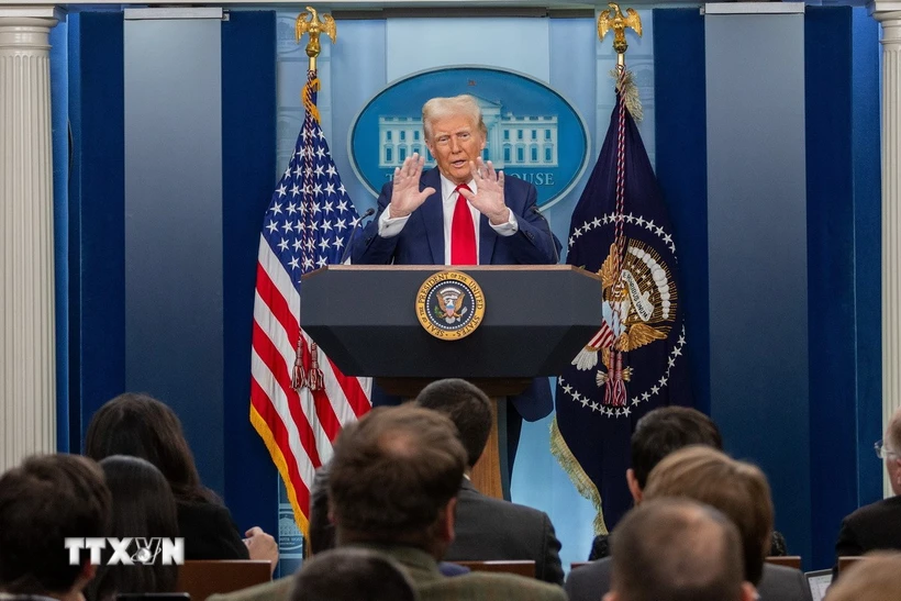 trung-quoc-trong-vong-xoay-thue-thep-va-nhom-cua-my