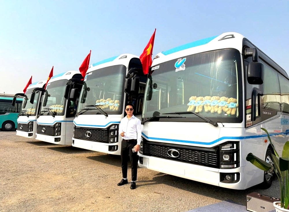 gia-xang-dau-nhay-mua-doanh-nghiep-du-lich-dung-ngoi-khong-yen