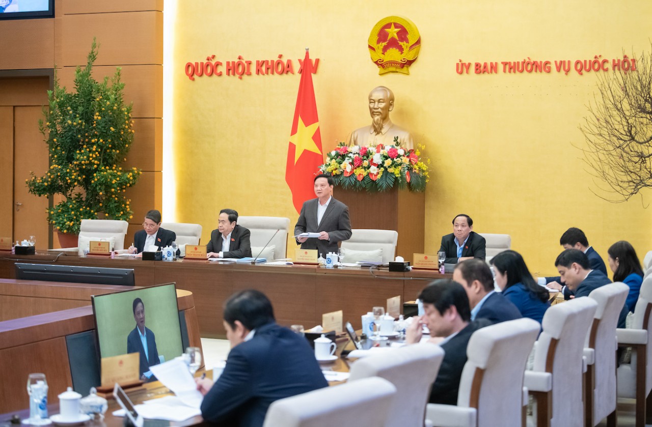 cong-bo-11-nghi-quyet-cua-uy-ban-thuong-vu-quoc-hoi