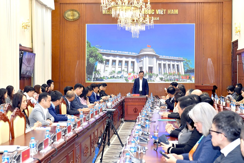 nhnn-chi-dao-he-thong-duy-tri-lai-suat-on-dinh-ho-tro-dn-nguoi-dan