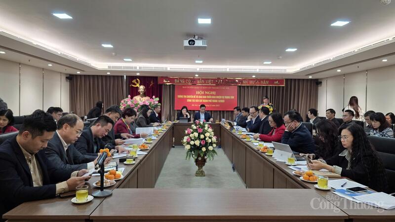 sap-dien-ra-le-ton-vinh-doanh-nhan-doanh-nghiep-thang-long-2025