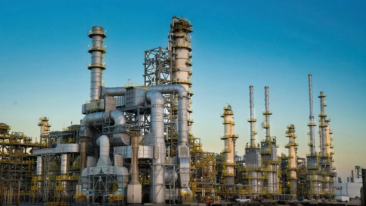 Tìm hiểu ExxonMobil: Tập đoàn Mỹ cấp dầu thô cho Nhà máy Lọc dầu Dung Quất