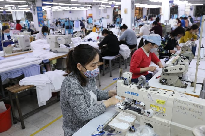 bo-tai-chinh-de-xuat-nang-muc-giam-tru-gia-canh-len-155-trieu-dongthang