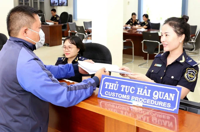 sua-doi-bai-bo-16-thu-tuc-hanh-chinh-trong-linh-vuc-thue-hai-quan