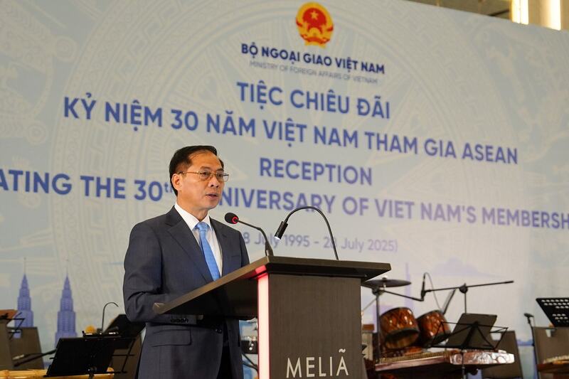 30 năm Việt Nam gia nhập ASEAN: Phát huy vai trò dẫn dắt, giữ đà hợp tác khu vực