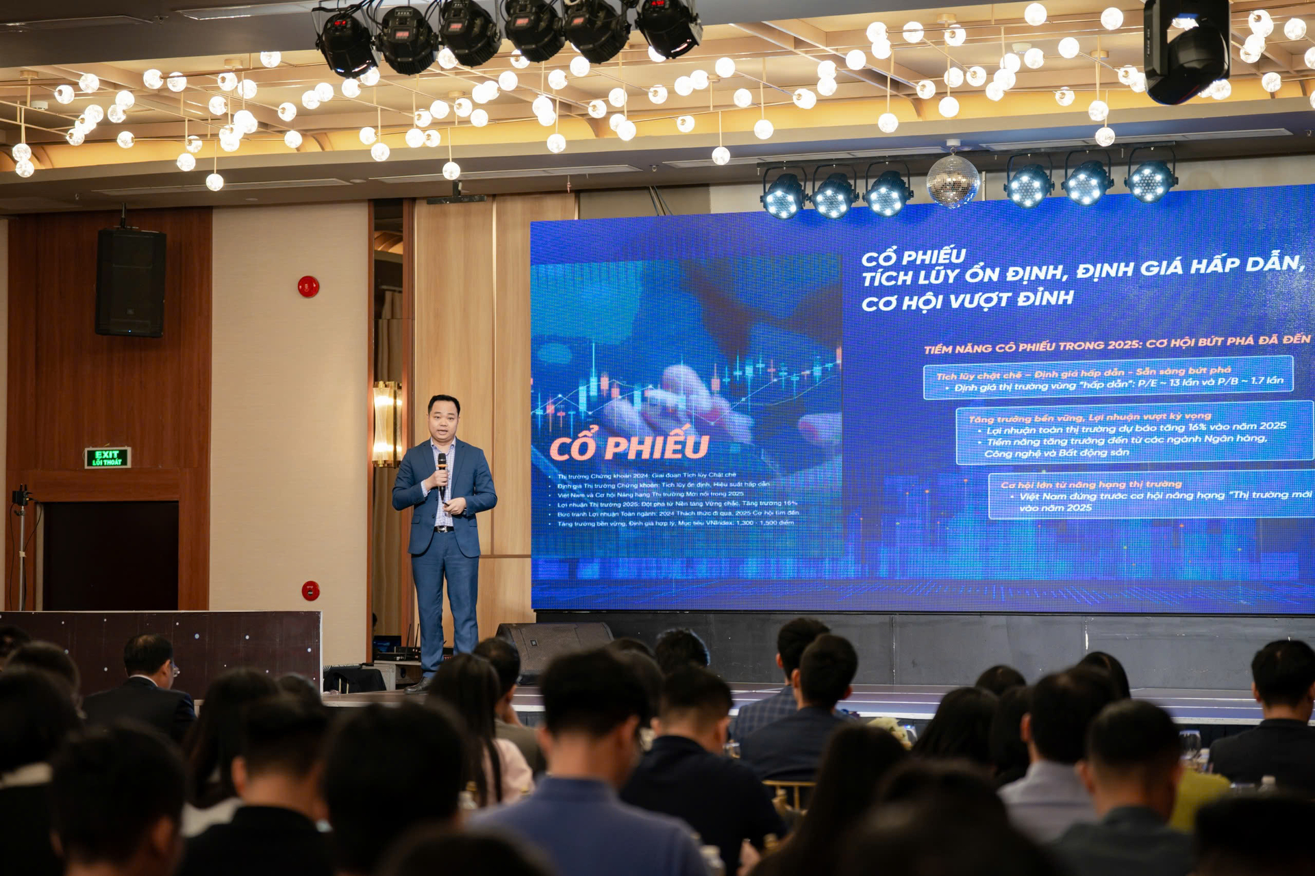 ttck-se-but-pha-nhung-khong-phai-nam-2025