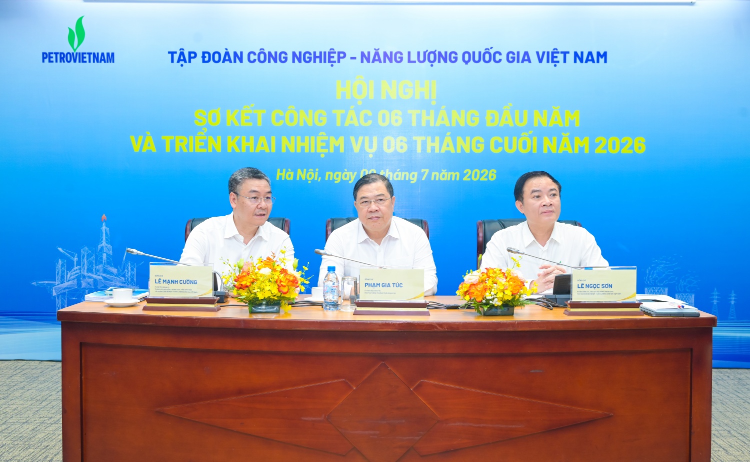 dau-tu-tao-suc-bat-tang-truong-moi-cho-petrovietnam