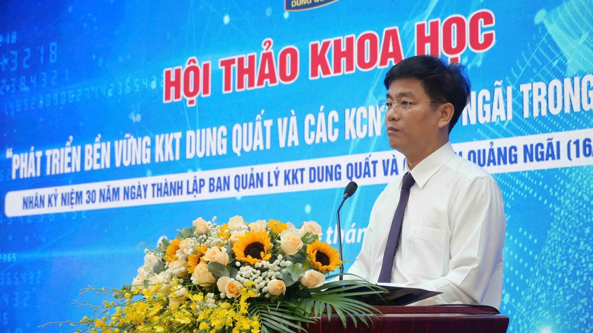 Khu kinh tế Dung Quất trước bài toán lớn: Tiền đâu cho chuyển đổi xanh?