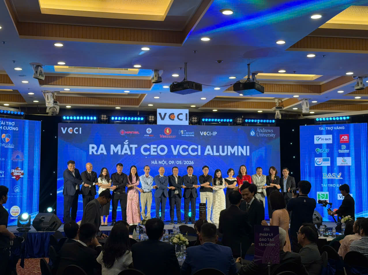 VCCI hỗ trợ kết nối cộng đồng CEO Việt