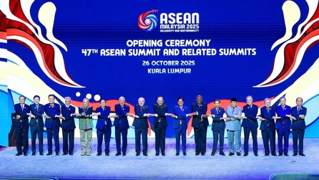 thu-tuong-du-khai-mac-hoi-nghi-cap-cao-asean-voi-dau-moc-lich-su