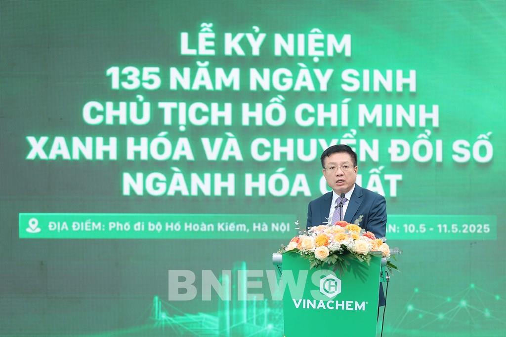 xanh-hoa-chuyen-doi-so-nganh-hoa-chat-ra-mat-san-thuong-mai-dien-tu-vinachemmart