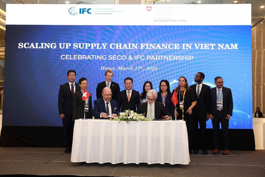 them-5-trieu-franc-thuy-si-ho-tro-tai-chinh-chuoi-cung-ung-cho-doanh-nghiep-vua-va-nho