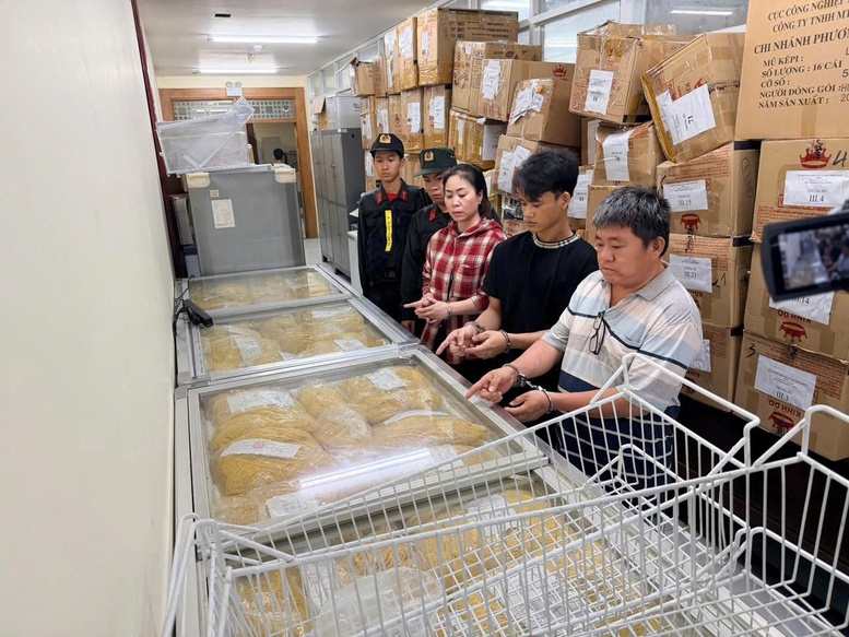 triet-pha-duong-day-san-xuat-mi-soi-su-dung-hoa-chat-doc-hai