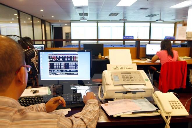 vcci-de-xuat-can-nhac-dieu-kien-he-so-no-khi-phat-hanh-trai-phieu