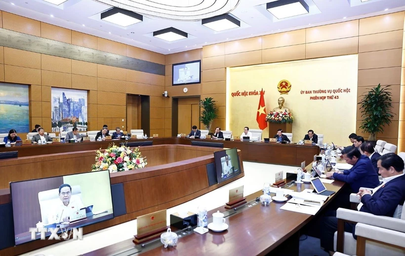 de-xuat-bo-thue-tieu-thu-dac-biet-doi-voi-xang-dau-va-dieu-hoa