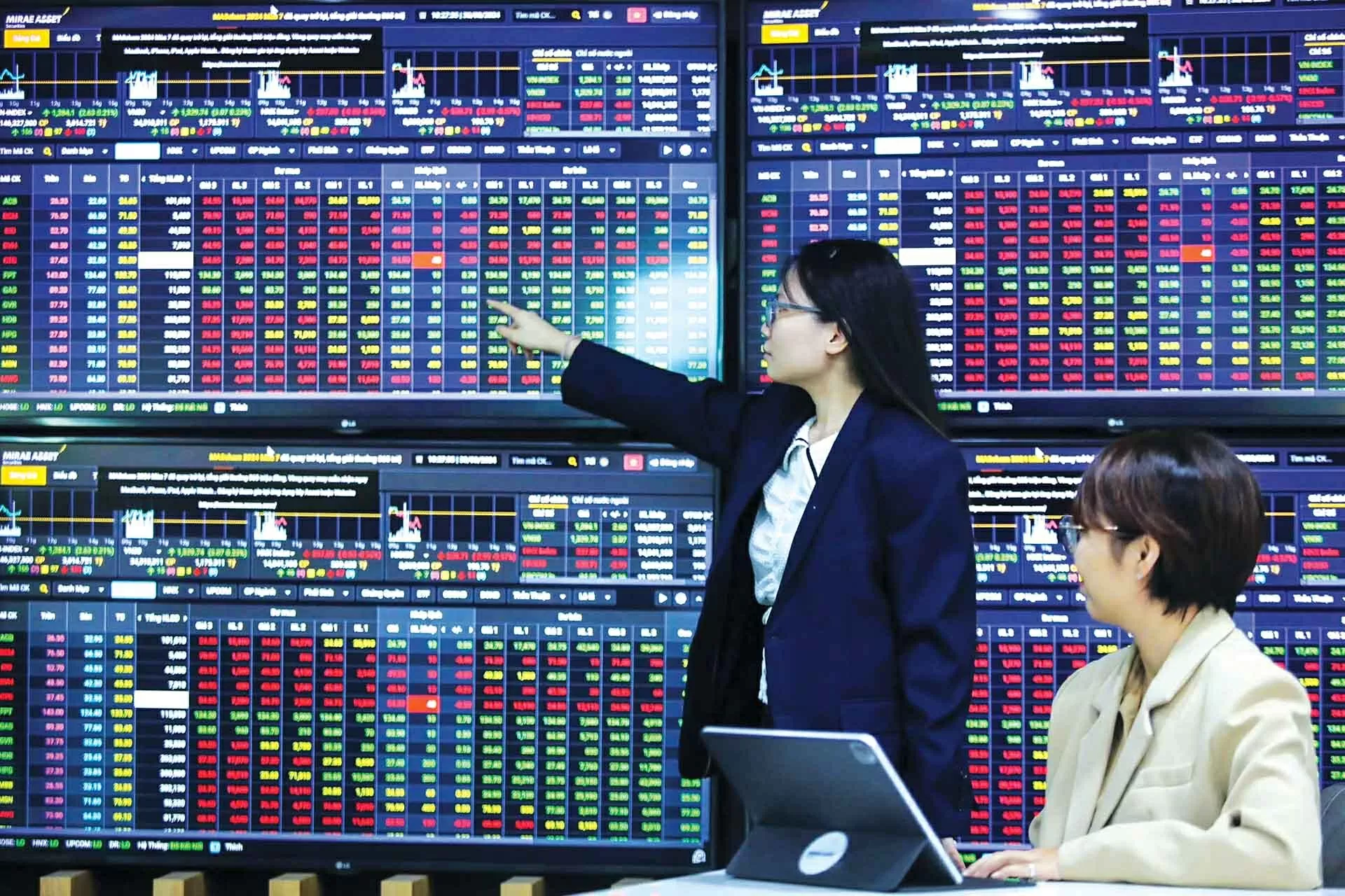 thi-truong-chung-khoan-viet-nam-thoi-diem-thuan-loi-nhat-de-chuyen-minh