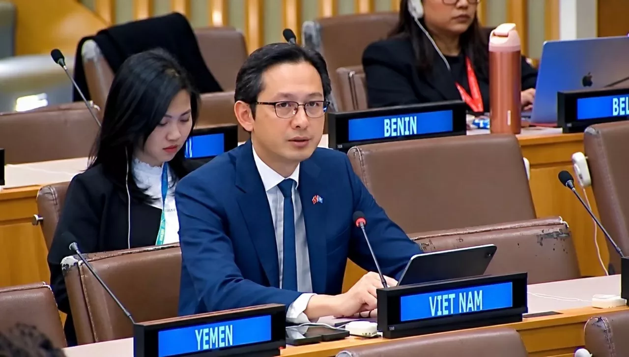 viet-nam-va-asean-de-cao-phat-trien-xa-hoi-lay-nguoi-dan-lam-trung-tam