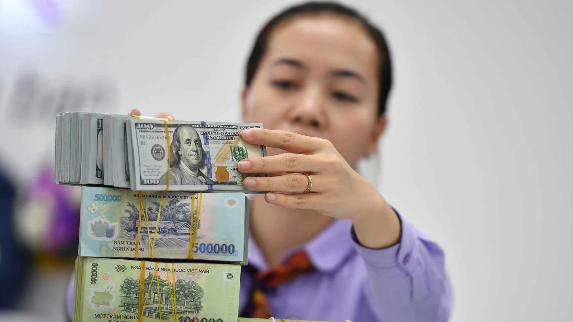 Điều chỉnh mới từ NHNN: Phép thử thanh khoản, nhiều ngân hàng sẽ lộ khó khăn