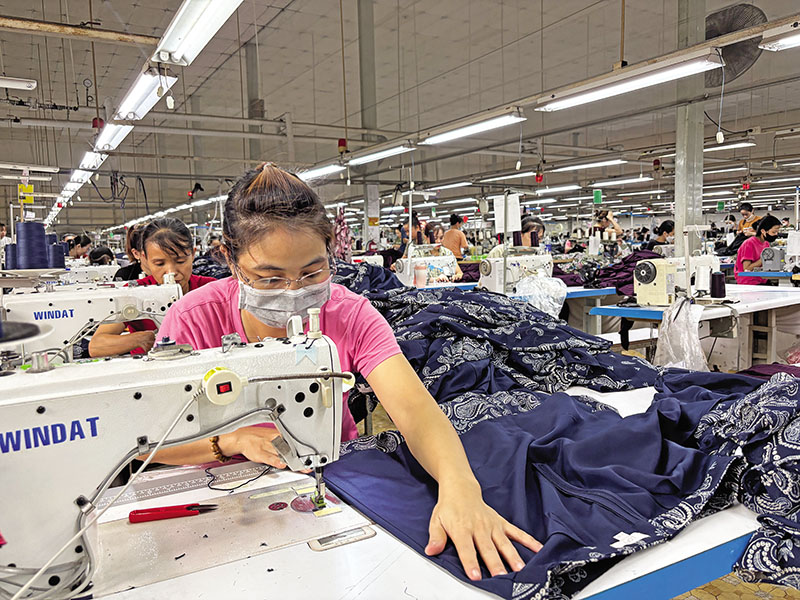 “Lá chắn” giúp dệt may trụ vững trước biến động