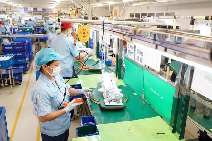 thu-tuong-ra-soat-hoan-thien-chinh-sach-ve-thue-phu-hop-voi-thu-nhap-cua-nguoi-dan-doanh-nghiep