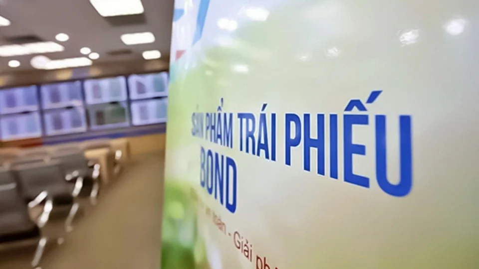 ap-luc-thanh-toan-46000-ty-dong-trai-phieu-dn-bat-dong-san-xoay-tien-o-dau