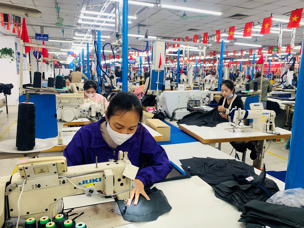 Văn hóa doanh nghiệp - “trụ cột mềm” của nền kinh tế hiện đại - Bài 4: "Thích nghi văn hóa" giúp ngành dệt may tự tin hội nhập