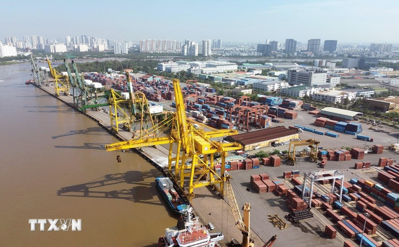 Xung đột tại Trung Đông: Khuyến nghị đối với Việt Nam khi xuất khẩu sang UAE