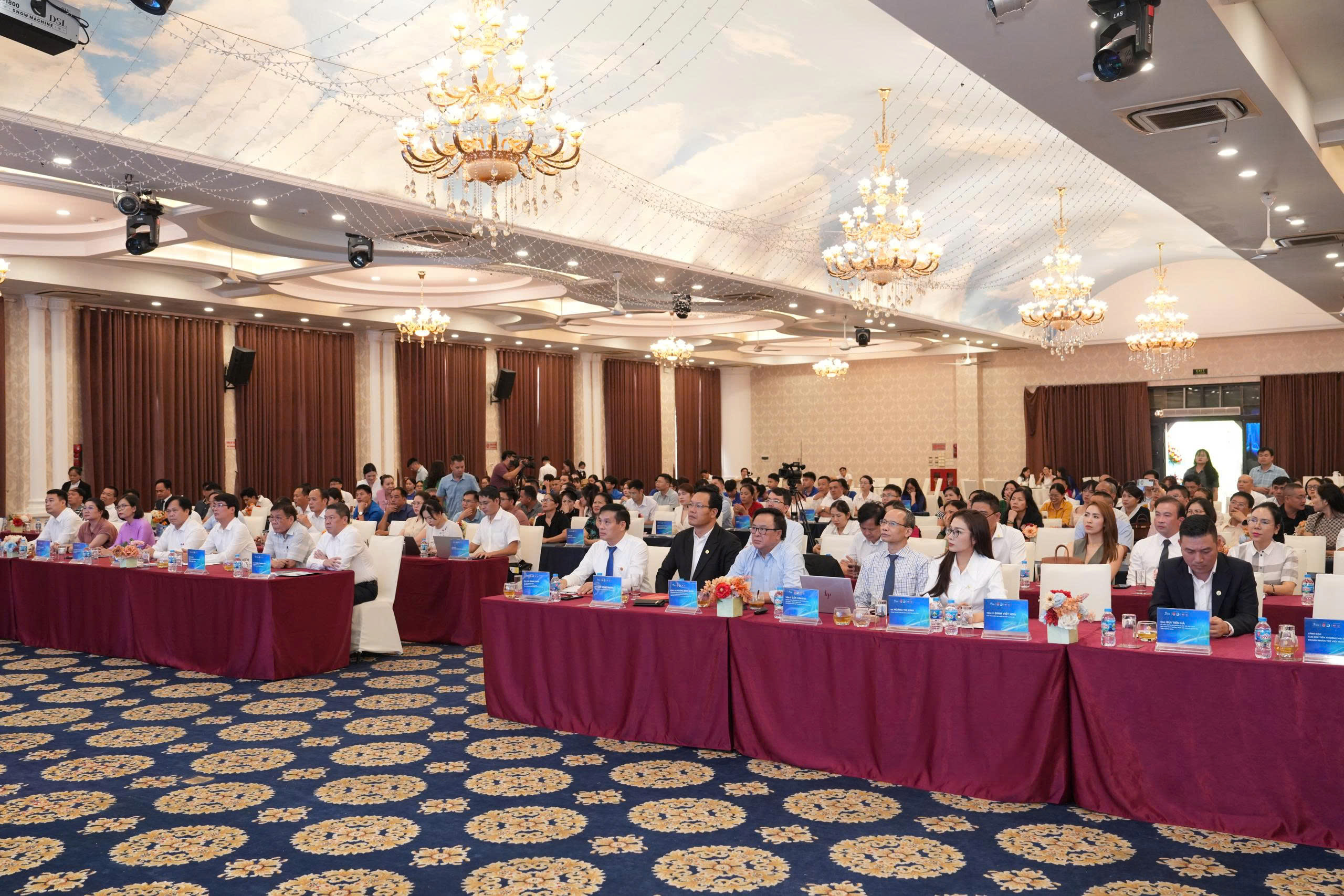 Doanh nghiệp không muốn Lạng Sơn chỉ là nơi "hàng hóa đi qua"