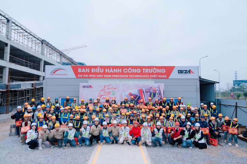 dem-xuan-ve-cac-cong-truong-xay-dung